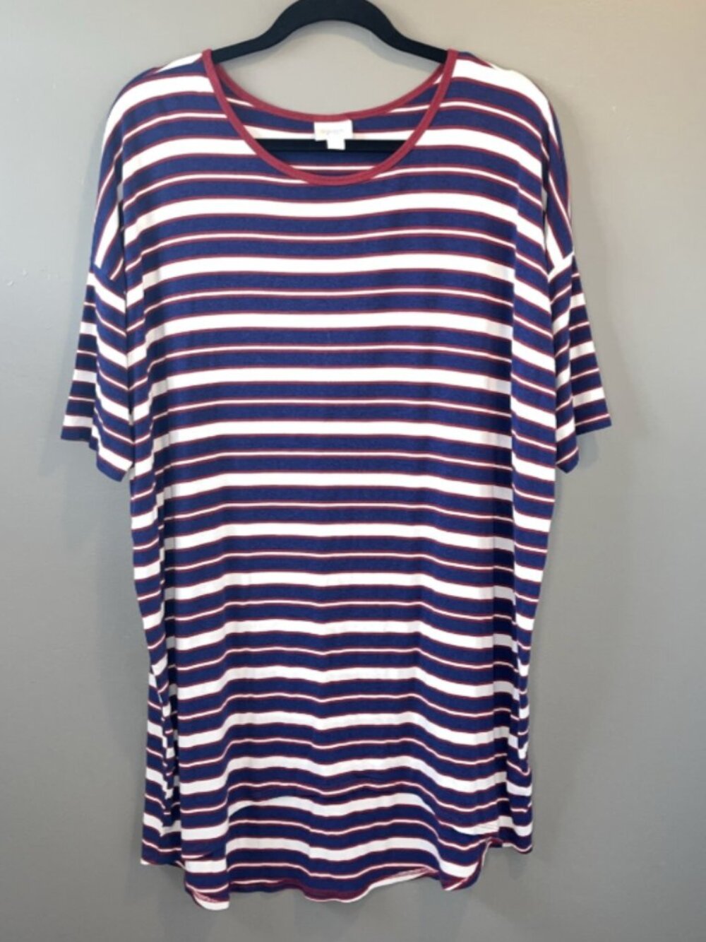 Lularoe Irma Knit Tunic Top Womens XL Red Blue Stripes Flowy Stretchy